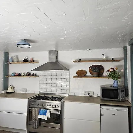 The Coach House, Apartment York
